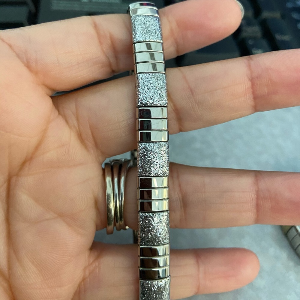 NWOT Milor silver stretch bracelet